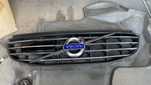 решётка радиатора с эмблемой volvo xc60 2013-2017 31333832