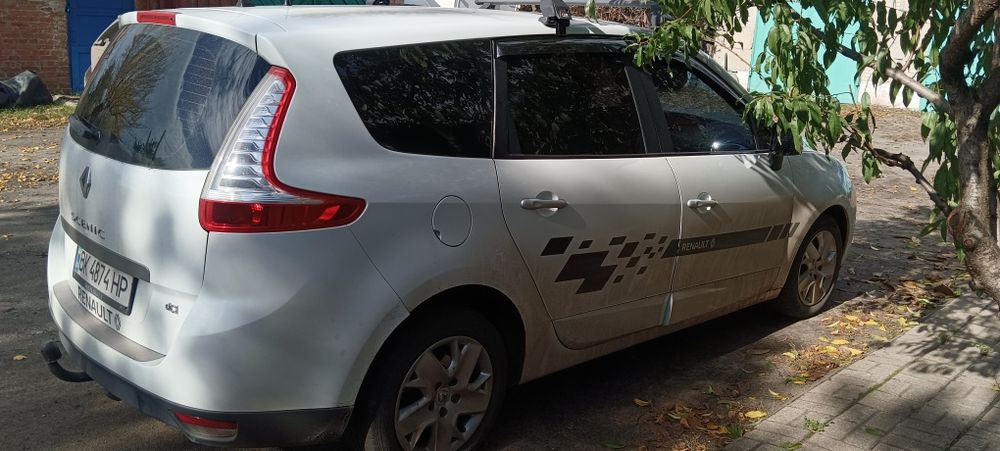 Продаю Renault Grand scenik 3