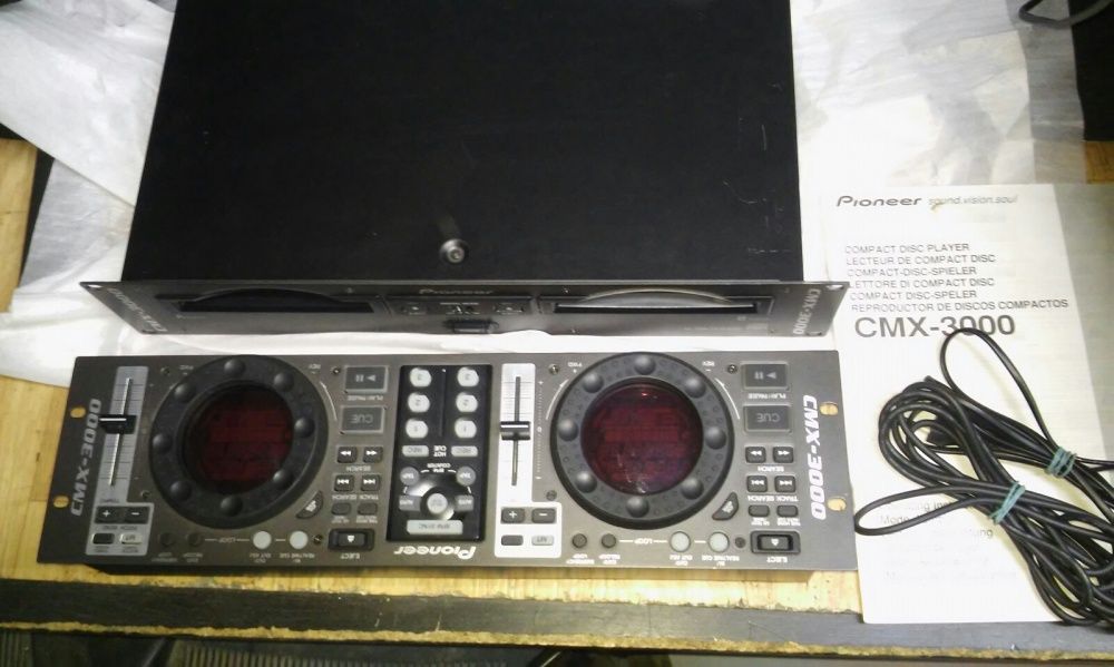 DJ-CD проигрыватель ( DJ-микшер) Pioneer CMX-3000