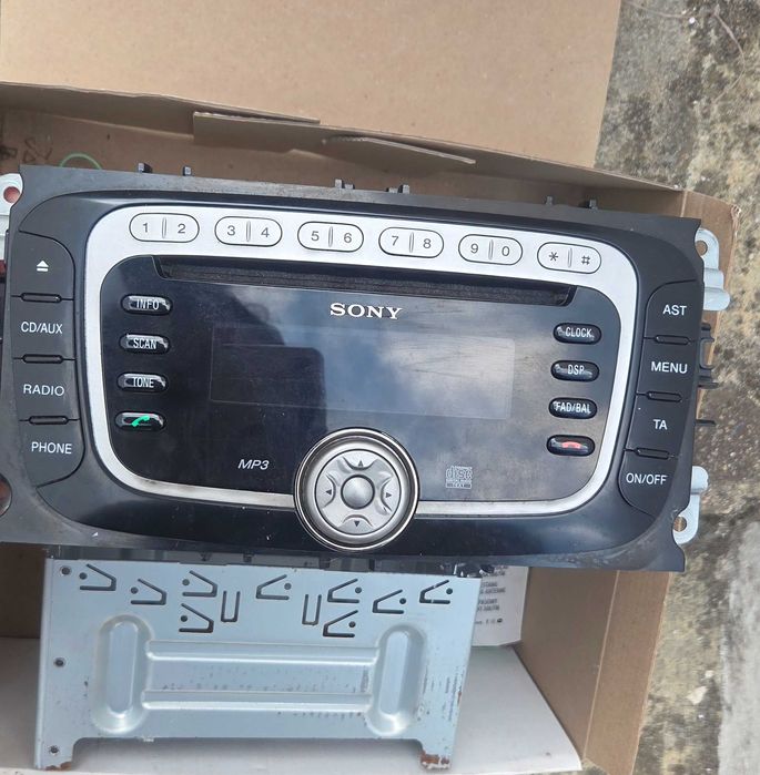 Auto Rádio Sony (Ford Focus II 2008)