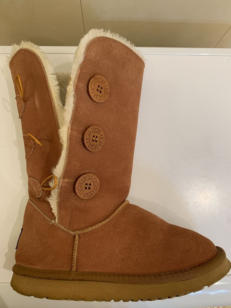 Уггі UGG Australia Classic Натуральні замш+овчина Р.37 (устілка 23,5).