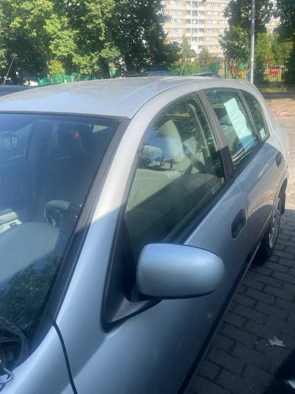Sprzedam Samochód Nissan