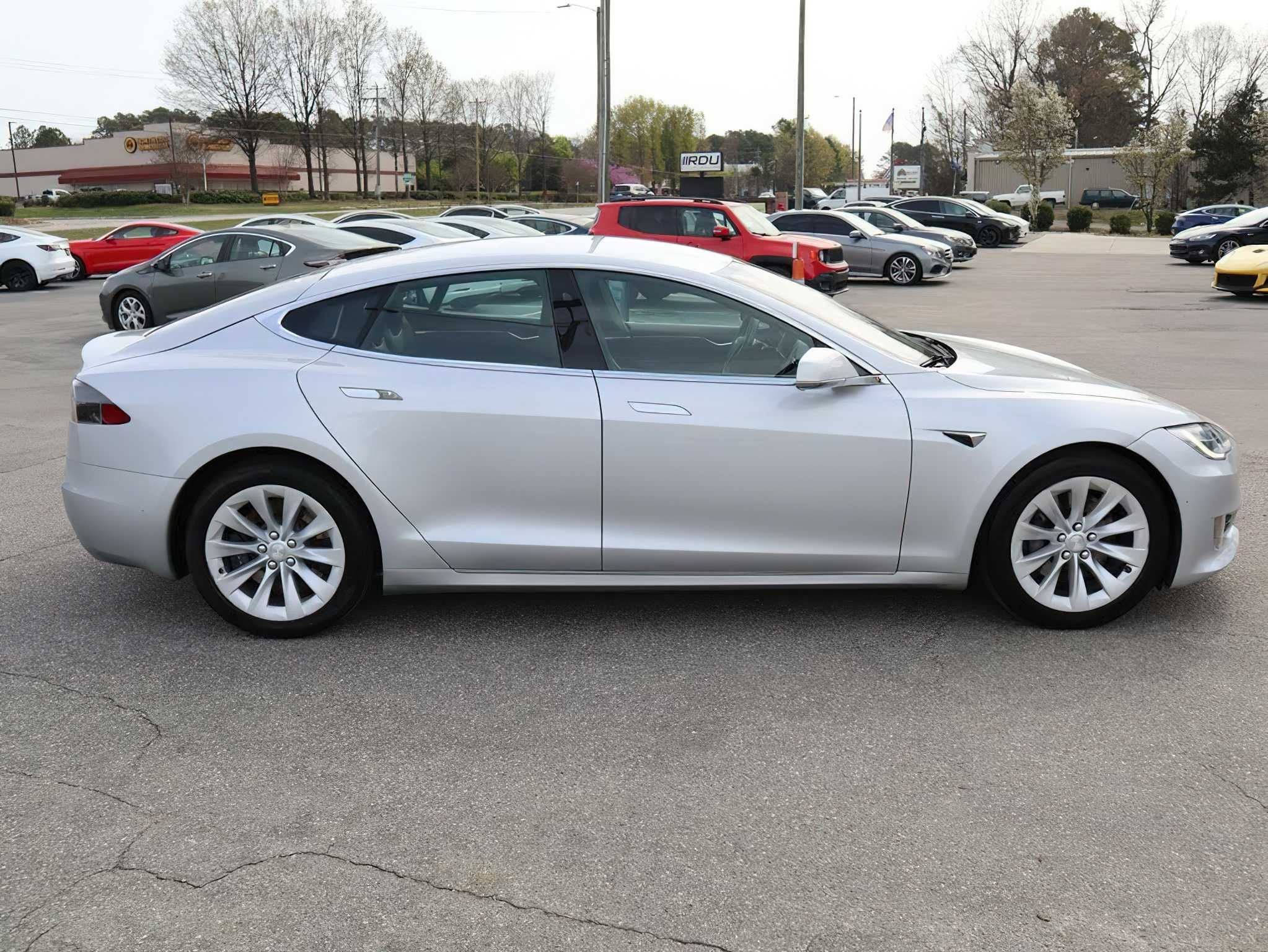 Tesla Model S 2017