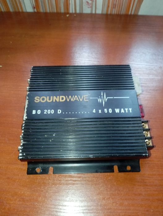 SOUNDWAVE підсилювач звуку 4х50 watt