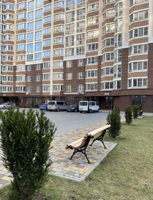 Продам Однокімнатну квартиру з мінімальним оформленням