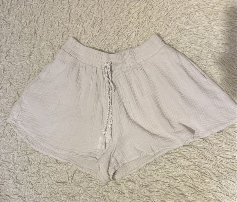 юбка шорти біла