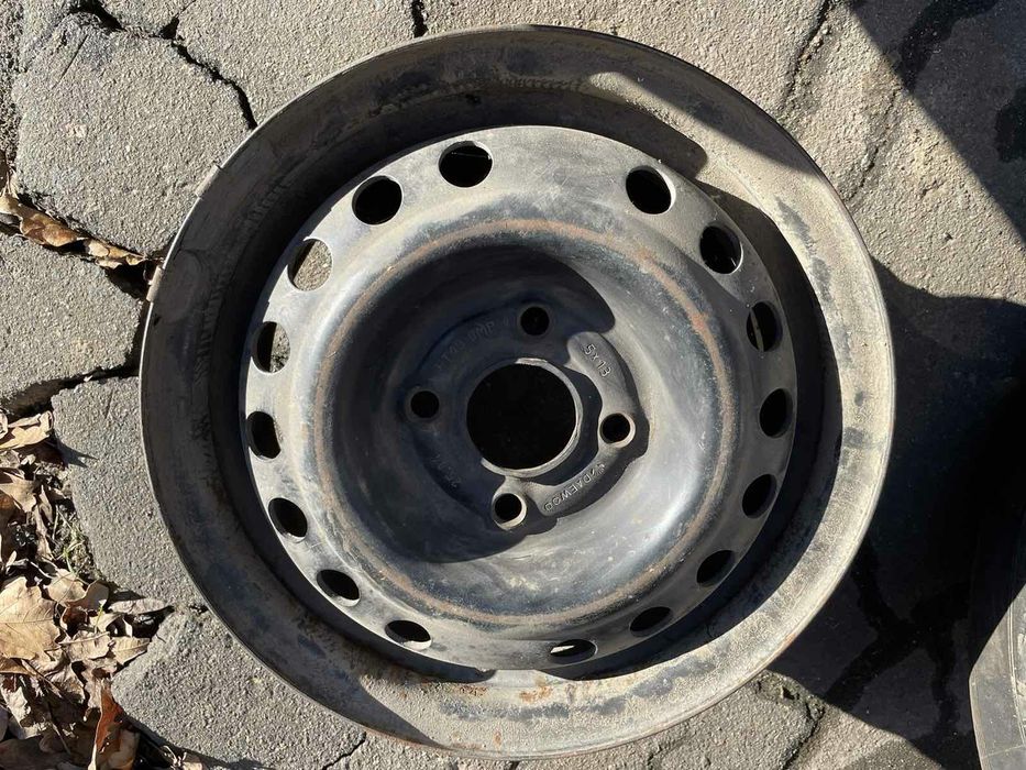 Автошина, два диска Lanos