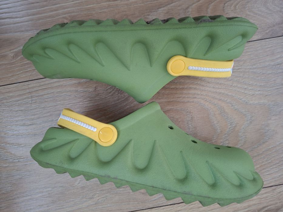 Sprandi r. 34/35 klapki kroksy crocs basenowe zielone