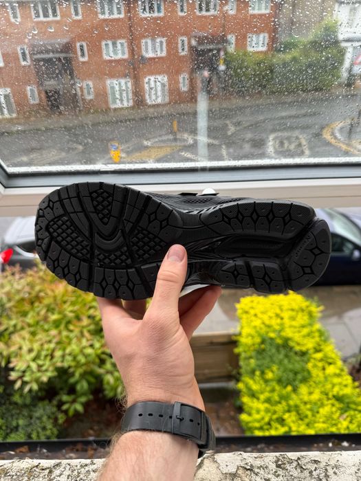 Кросівки New Balance 1906 нові 41.5 р див інші оголошення Є багато є