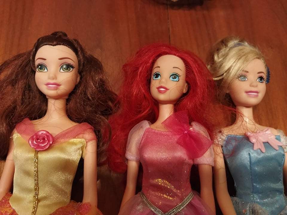 Disney księżniczki, Kopciuszek,Arielka,Bella, Barbie