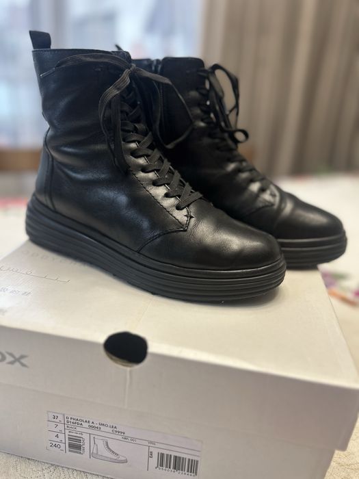 Чоботи зимові Geox 37 розмір