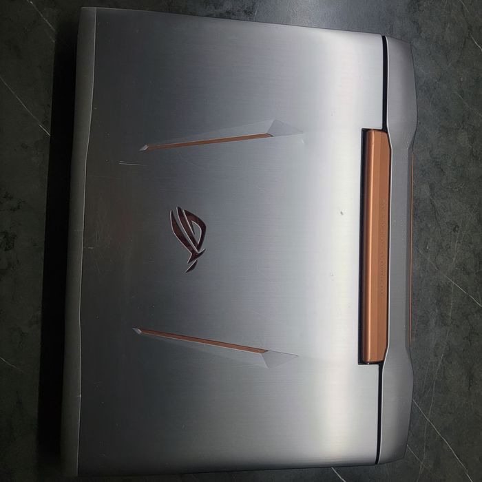 ASUS ROG G752VS | i7-6820HK | GTX 1070 8GB | 32GB RAM | 1TB SSD | 17.3