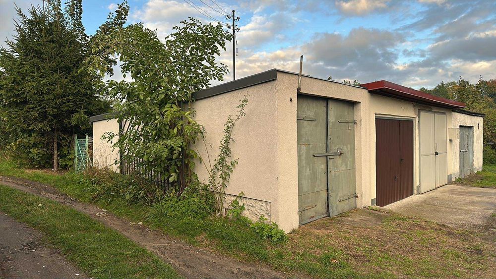 Nieruchomość garaz