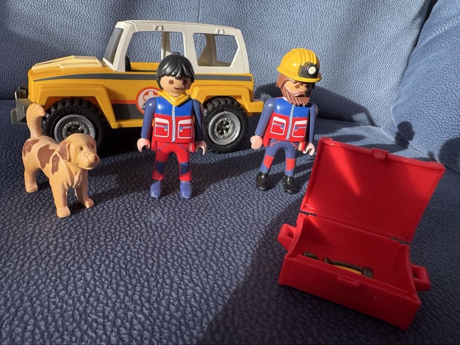 Jipe resgate na montanha da Paymobil