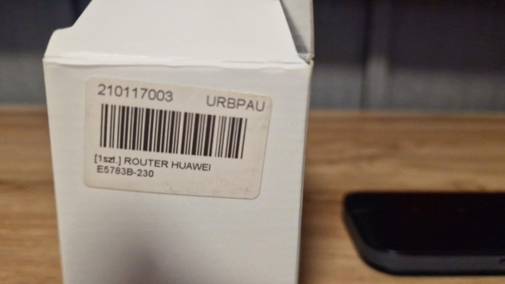 Router Huawei E5783B-230