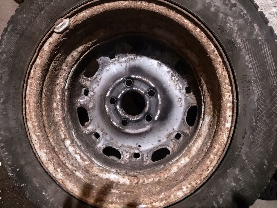 Sprzedam felgi wraz z oponami do fabia 2
