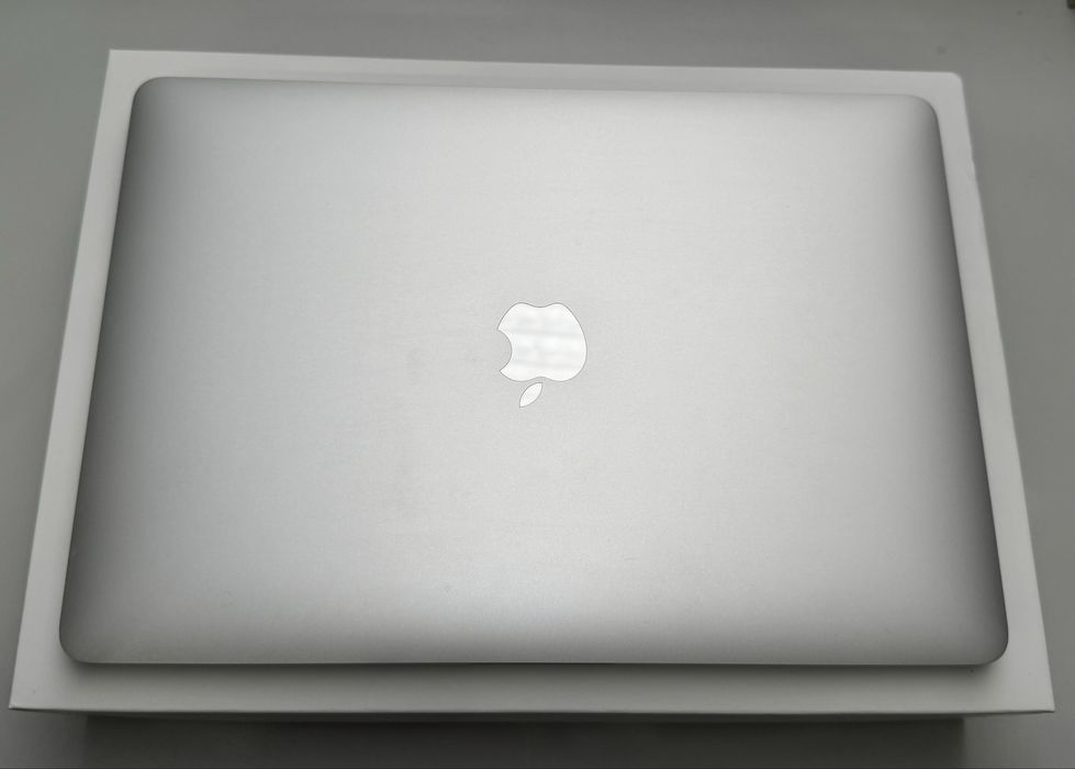 MacBook Pro M1 8/256