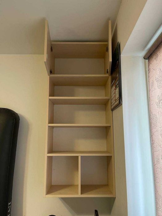 Sprzedam szafkę wiszącą do pokoju