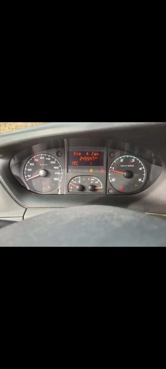 Iveco 3.0 2012 rok 6 Osobowy klima brygadowka z Niemiec