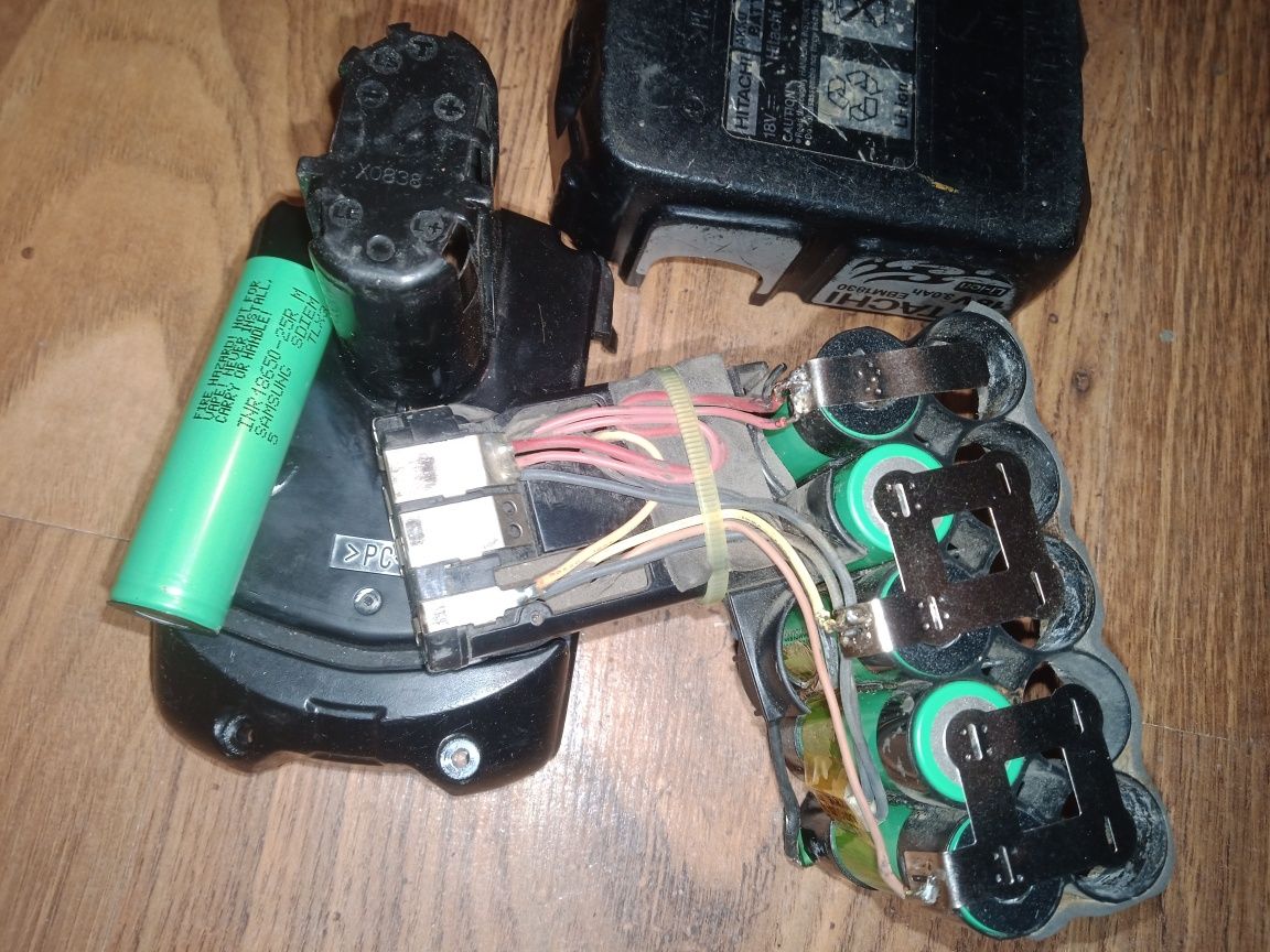 HITACHI ladowarka+bateria 18V Japan