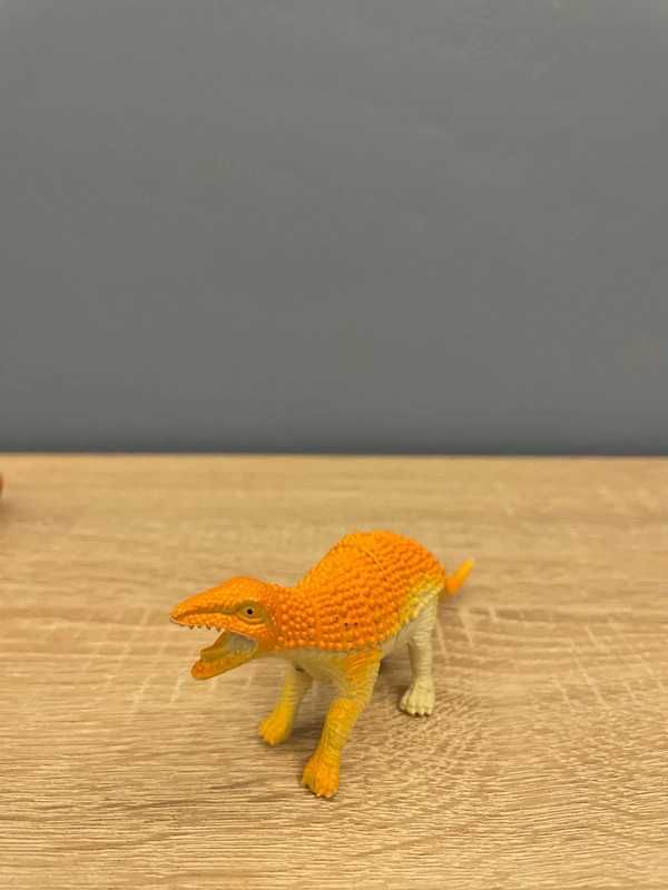 Figurki dinozaury