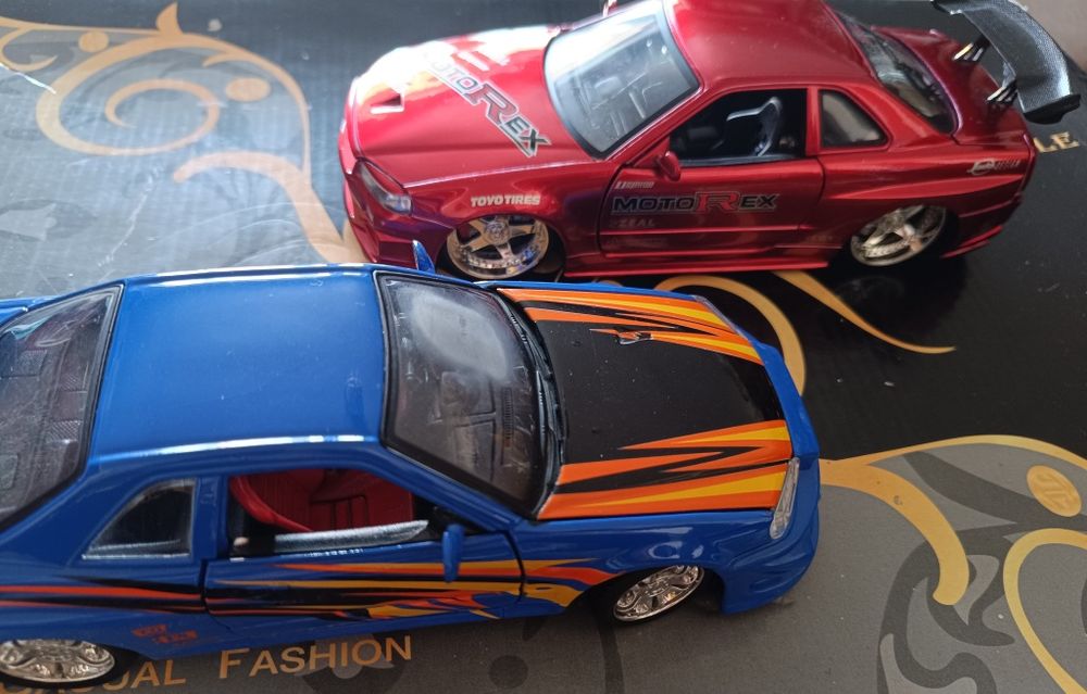 Моделька Nissan Skyline GTR R34