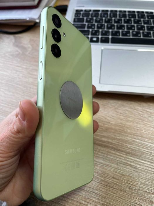 Samsung Galaxy A24 (6/128 ГБ) Стан відмінний.