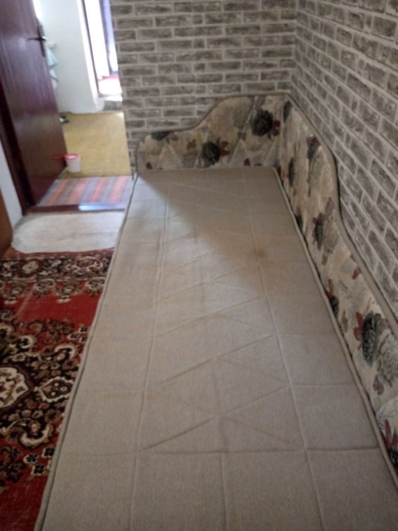 Продам дивани для підлітків