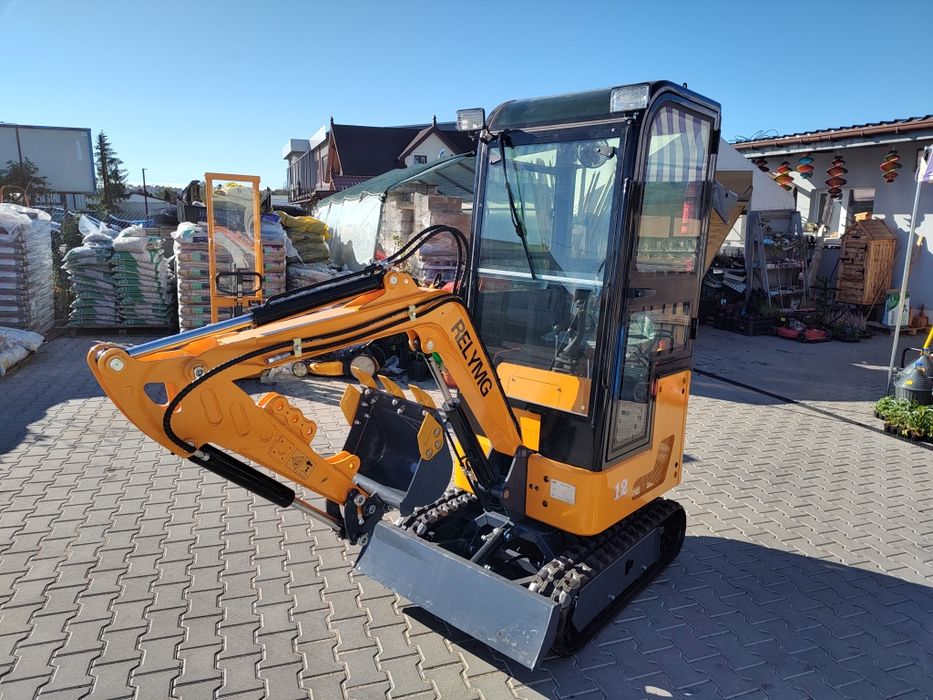 Minikoparka RELYMG 1200 z osprzętem