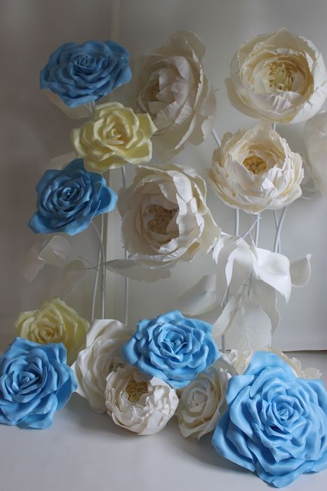 Квіти великі для декору, фотозона, ростові квіти