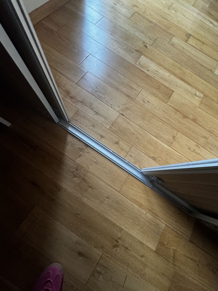 Szafa przesuwana 4 skrzydła do zabudowy szafy