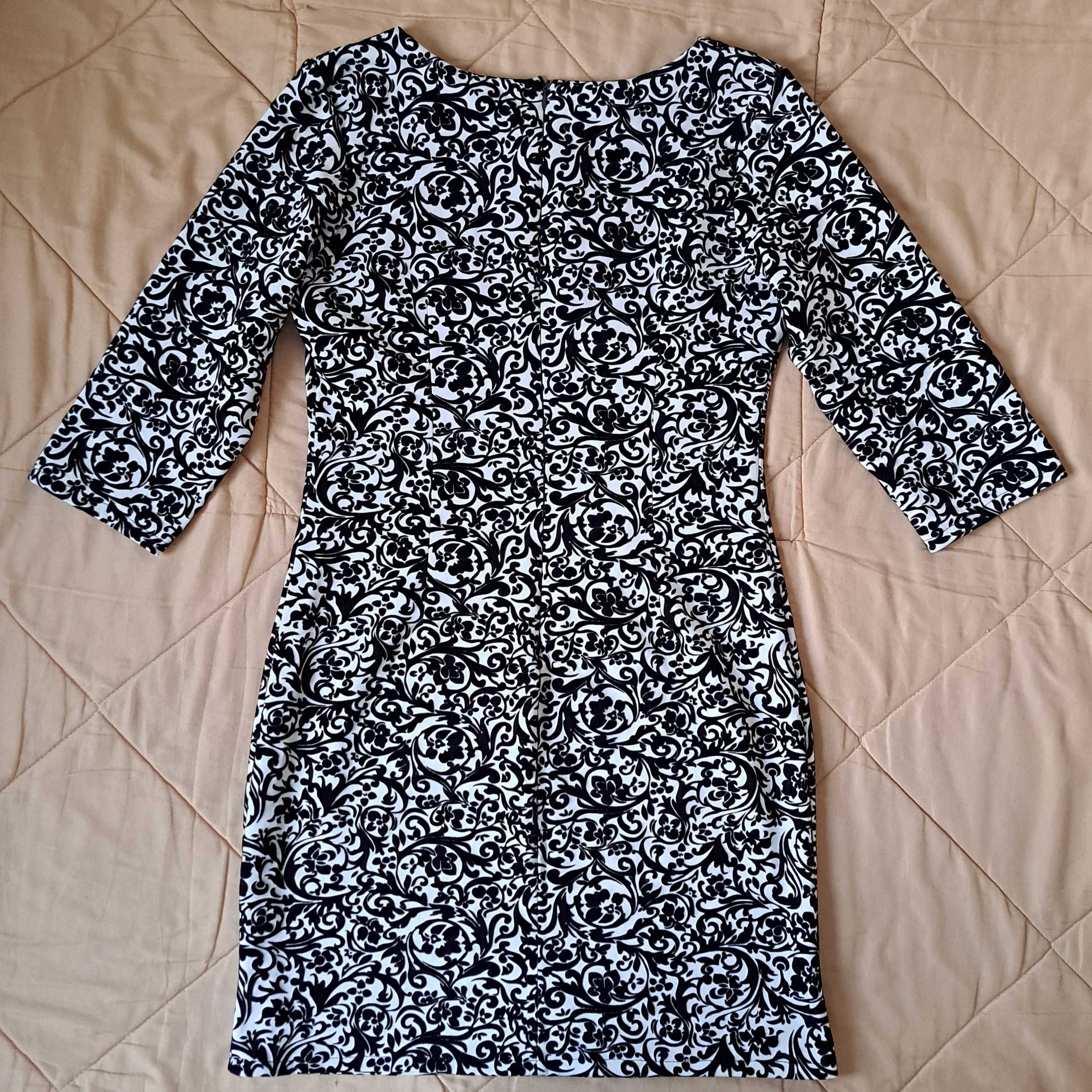 Czarno-biała sukienka roz.L Cherry Moda