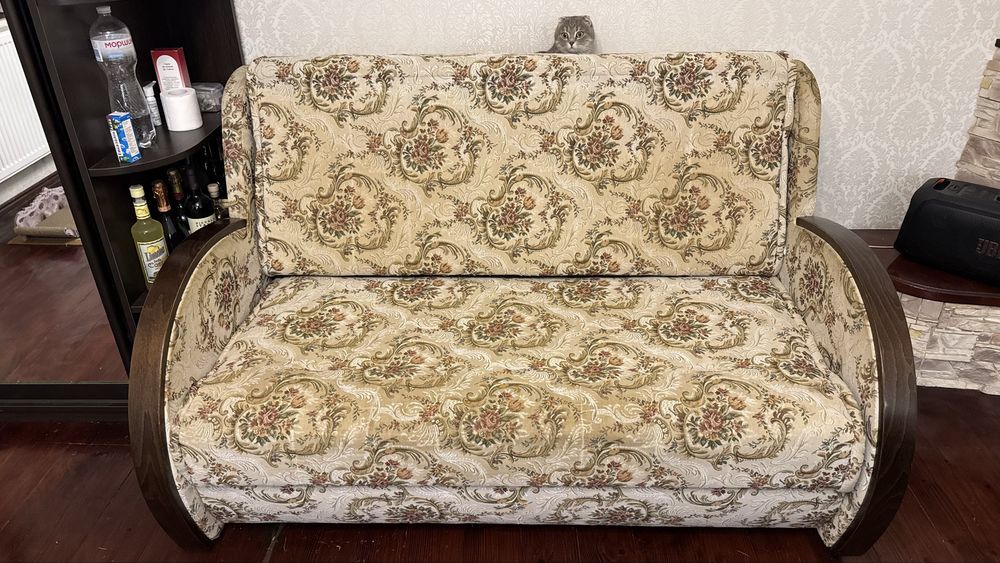 Розкладний диван + крісло