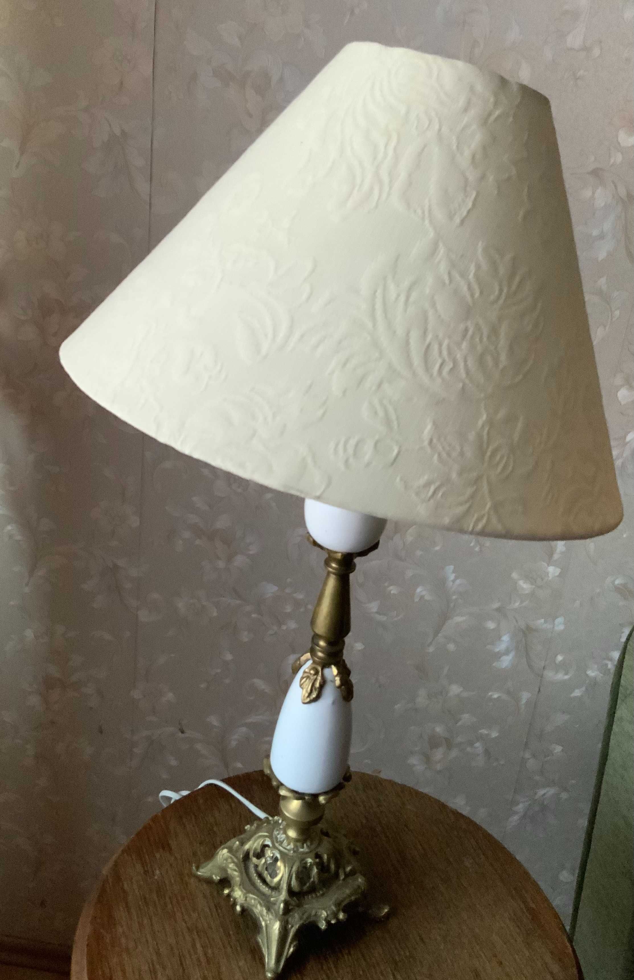 Lampa stojąca mosiądz i porcelana.Abażur płócienny,do każdego wnętrza.