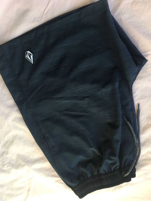 Calções de Banho e Surf, Novos Volcom e Billabong