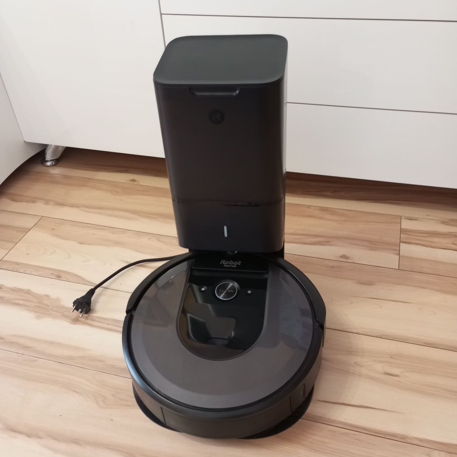 Robot sprzątający iROBOT ROOMBA i7 akumulator do wymiany