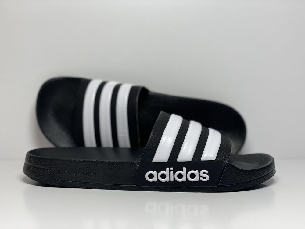 ОРИГІНАЛ 100% Шльопанці ADIDAS ADILETTE SHOWER AQ1701 (42-26.5см)