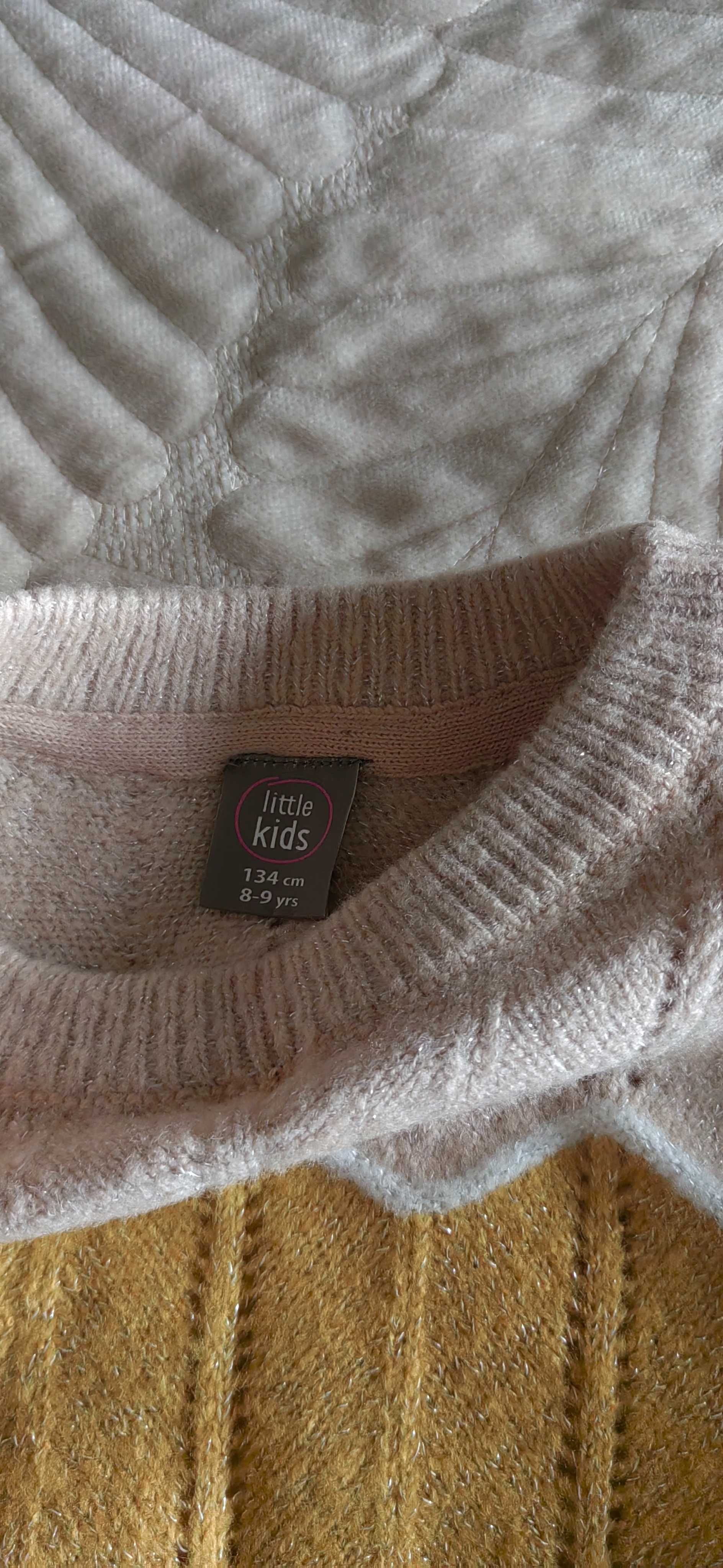Sweter dla dziewczynki rozmiar 134