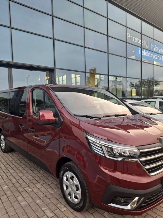 Wynajem busa, wypożyczalnia busów 8 i 9 osobowych, przewóz osób