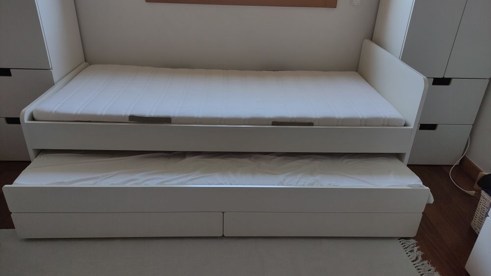 Cama 90*200 com cama extra gavetão+ colchão