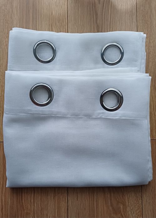 Firanki na przelotkach o strukturze deszczu w kolorze białym perłowym