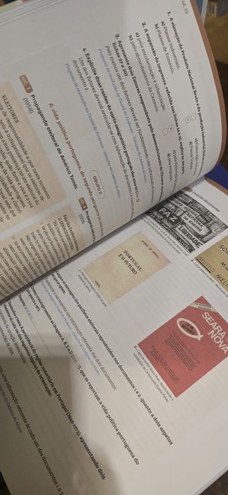Entre Tempos 10 - Dossier de Professor + Caderno de Atividades