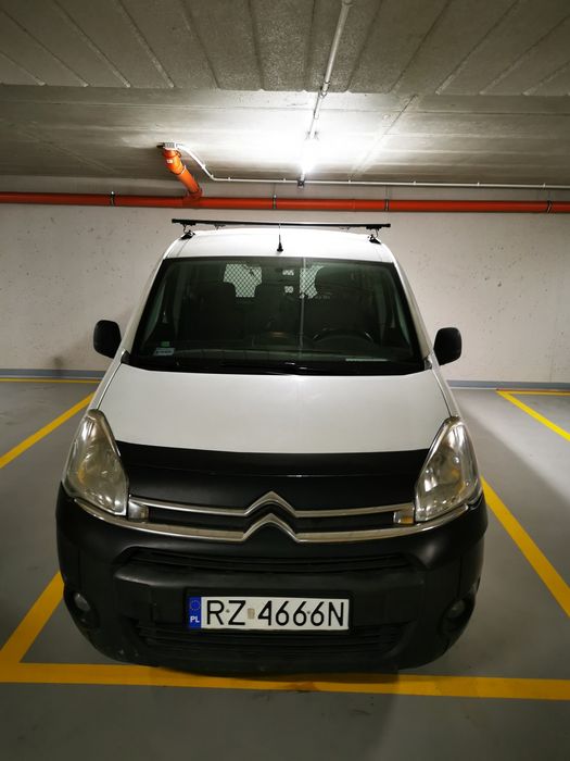 Citroen berlingo.
