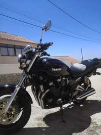 Yamaha xjr 1200 como nova