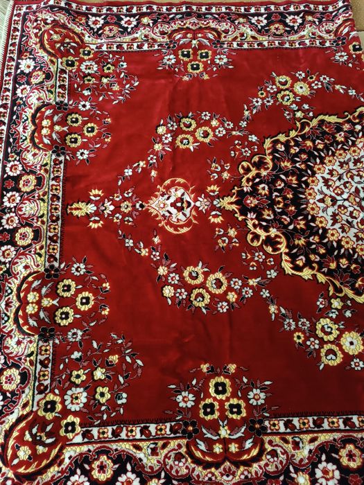 Коврові комплекти на диван і крісла