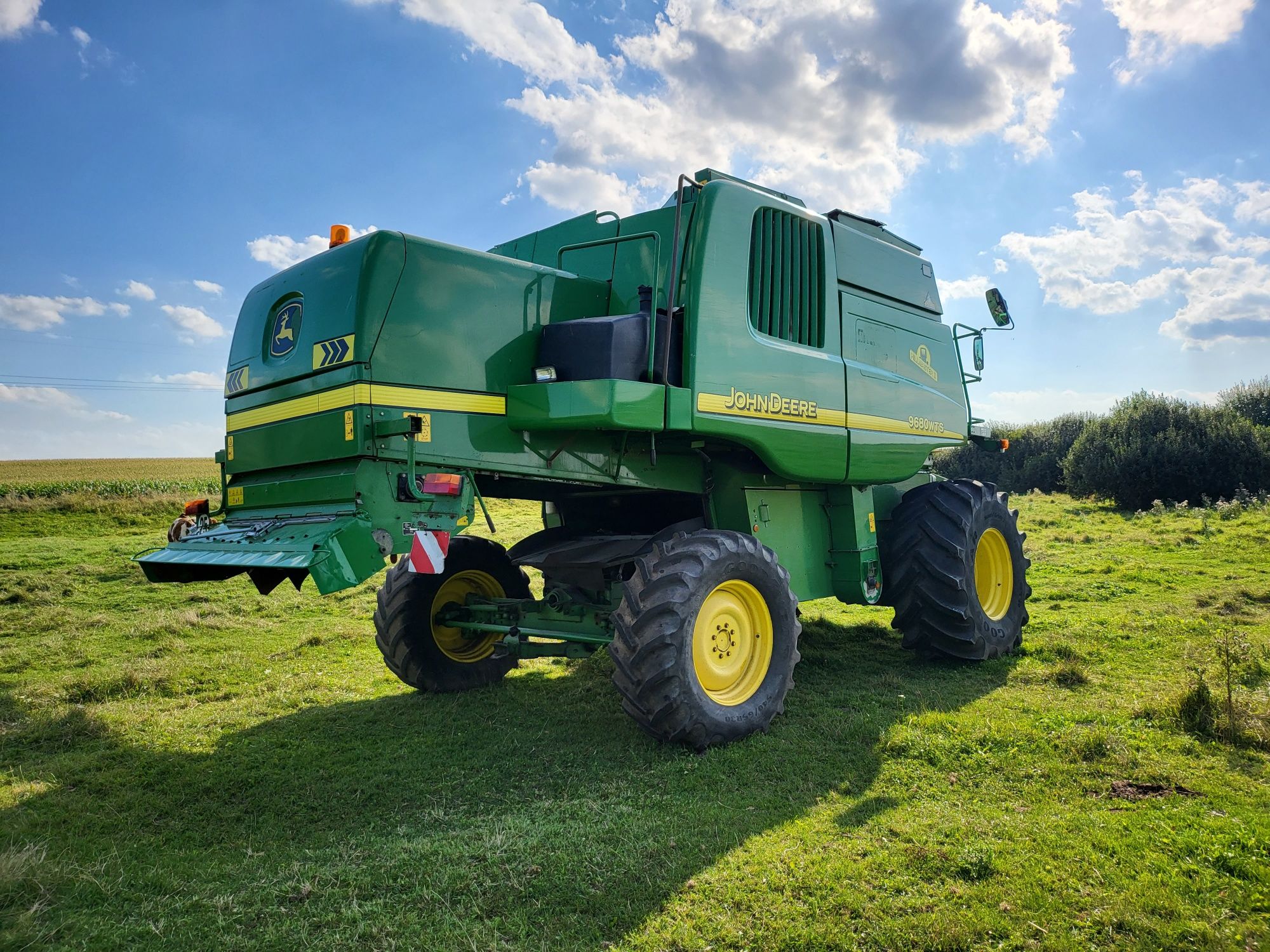 Комбайн зернозбиральний John deere Джон Дір