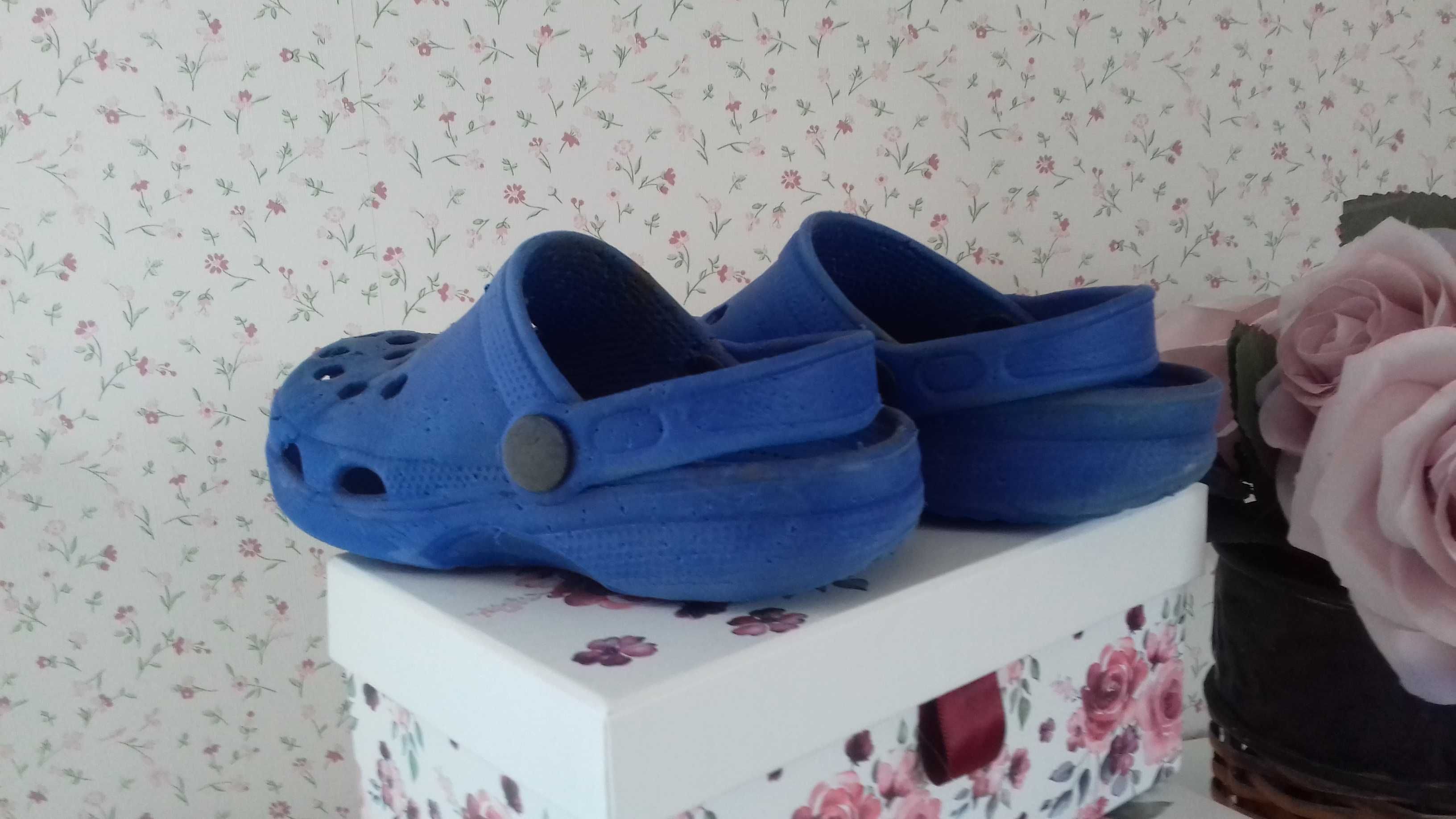 Klapki c10 typu crocs niebieskie wewn 15,5-16cm do wody ogrodu