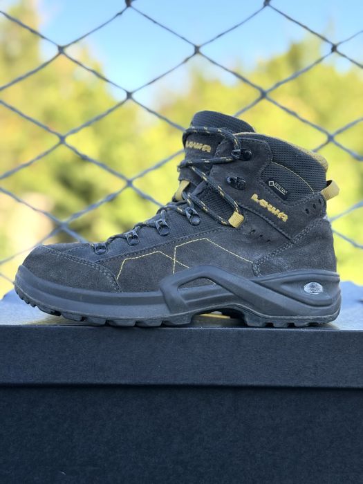 Lowa GORE TEX  ботинки оригинал сапожки зимние 37 размер лова