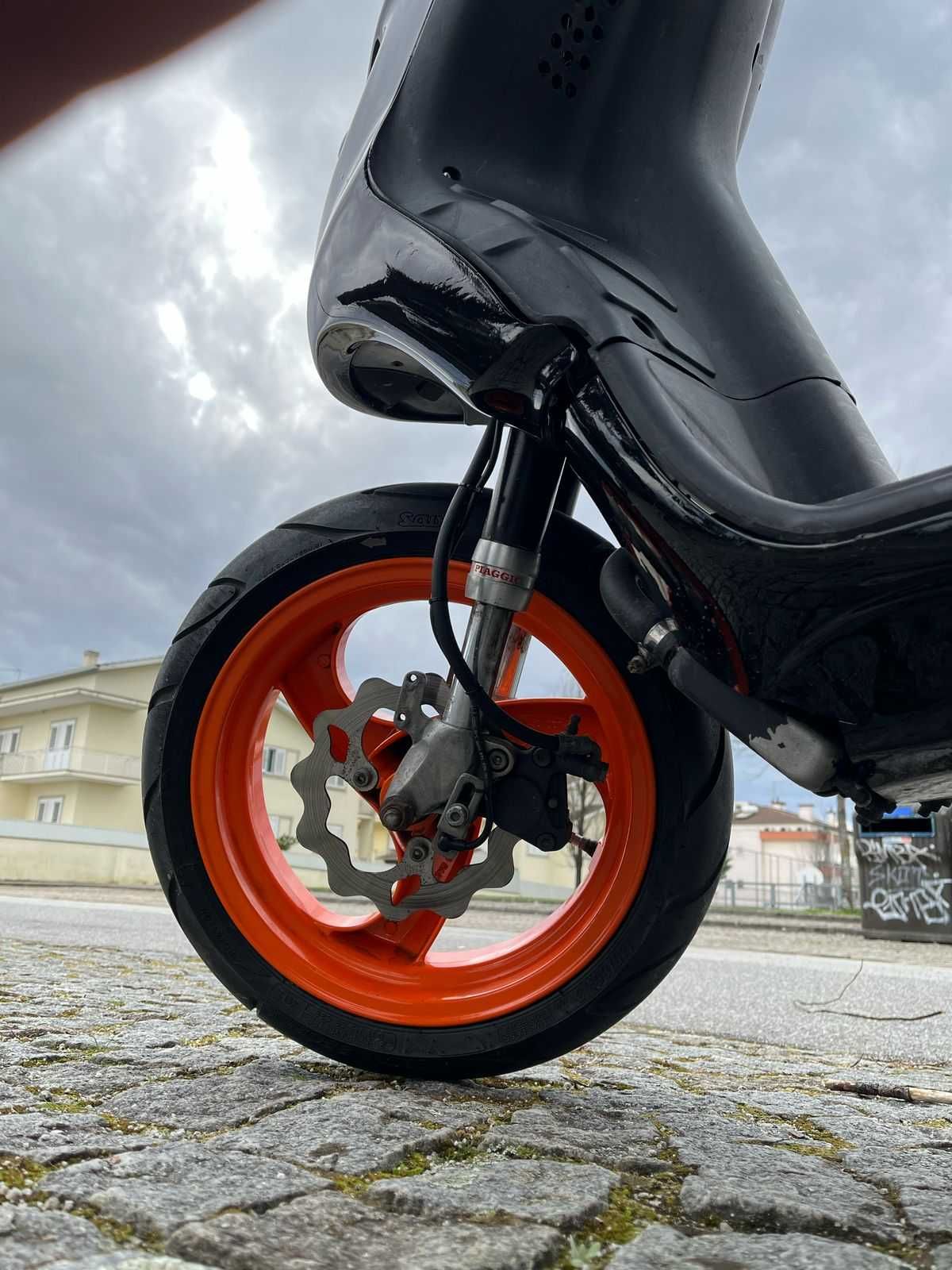 Piaggio NRG MC2 LC (70CC)