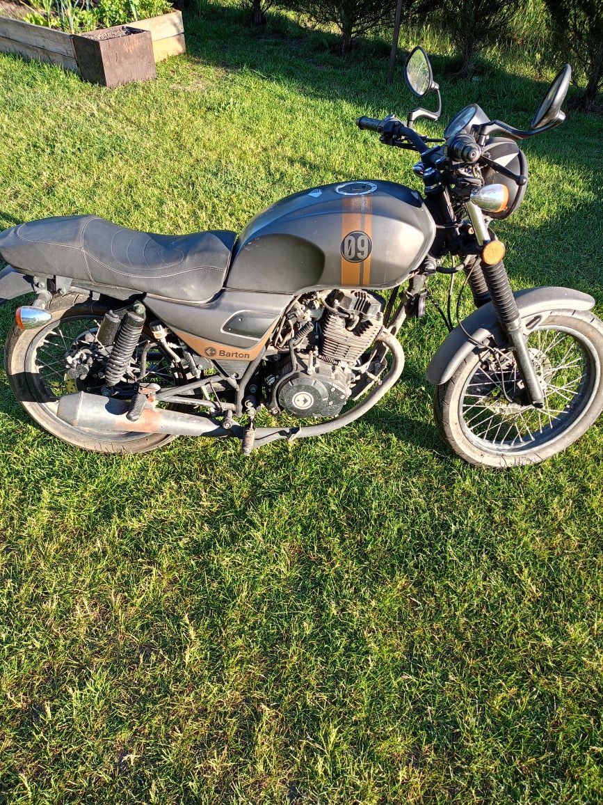 Barton Cafe Racer 125